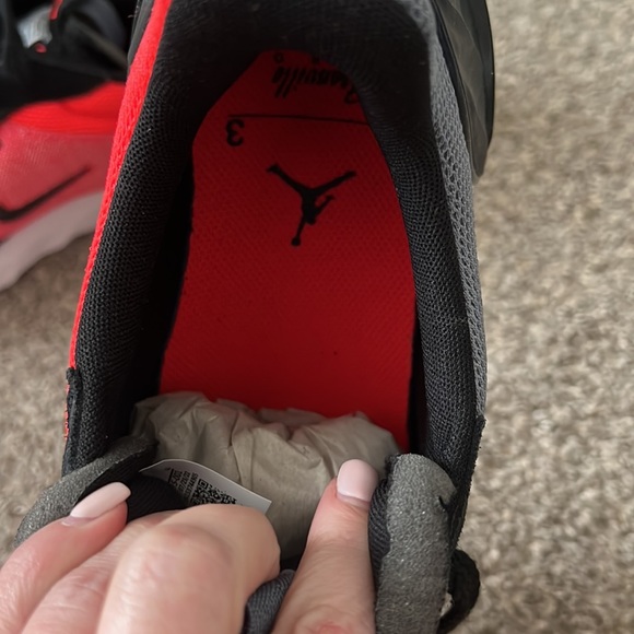 Men’s Jordan Granville Pro formula 23 shoe - Picture 7 of 8